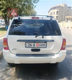 جیپ گراند شیرۆکی